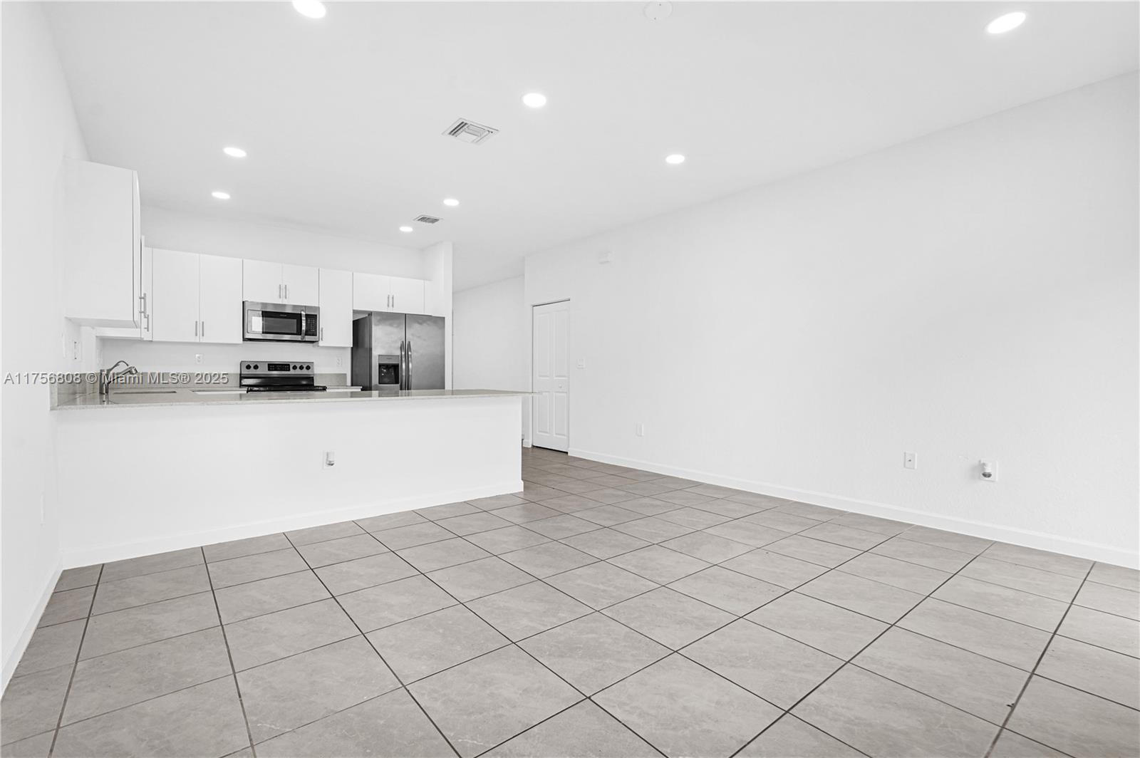 12735 SW 211th St, Miami, Florida image 31