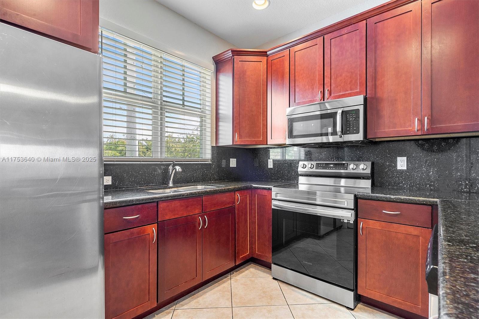 1835 N Dixie Hwy, Fort Lauderdale, Florida image 4