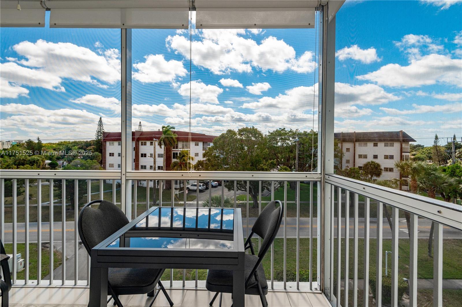 4751 NW 21st St #401, Lauderhill, Florida image 12