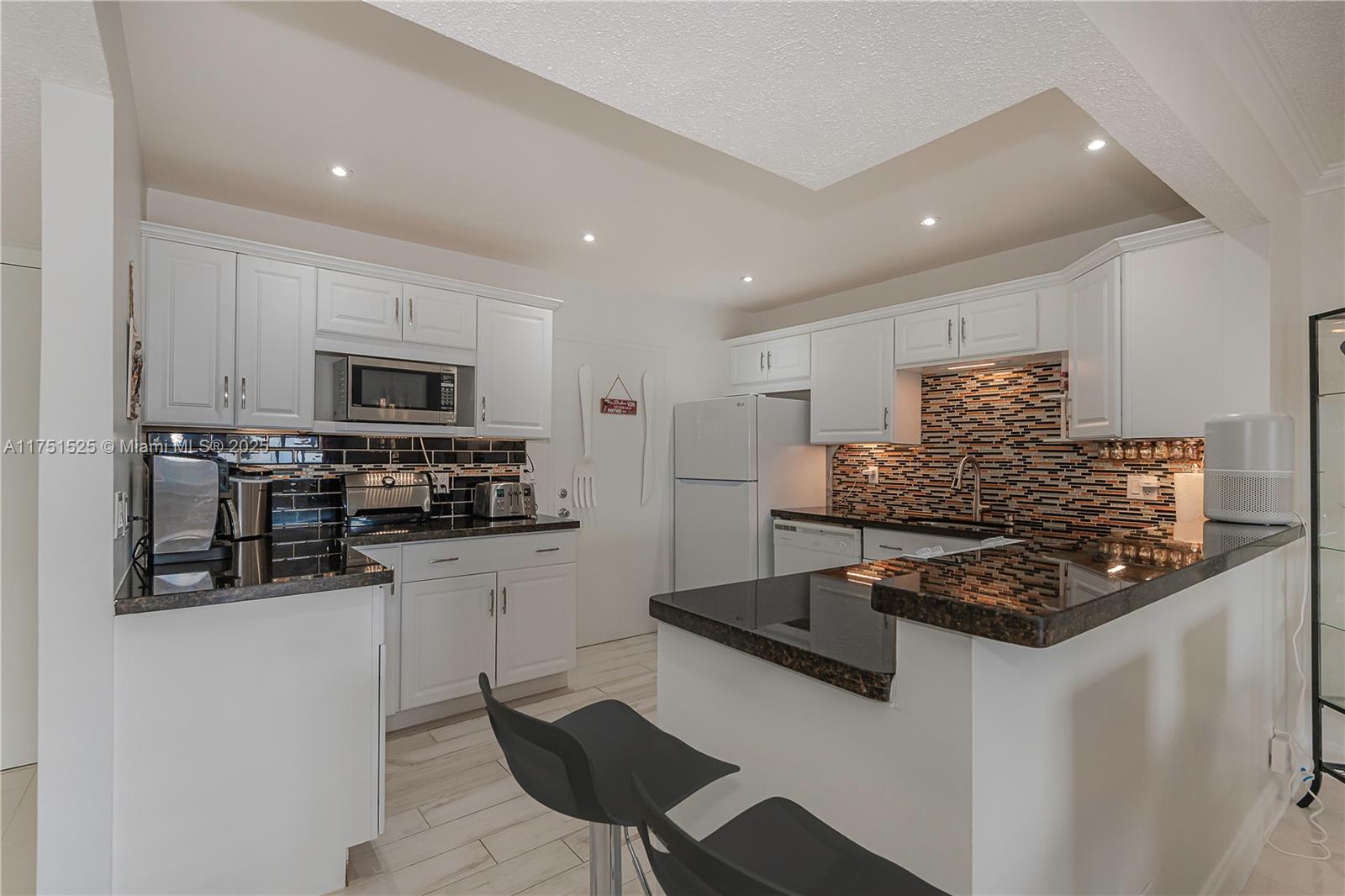 4751 NW 21st St #401, Lauderhill, Florida image 3