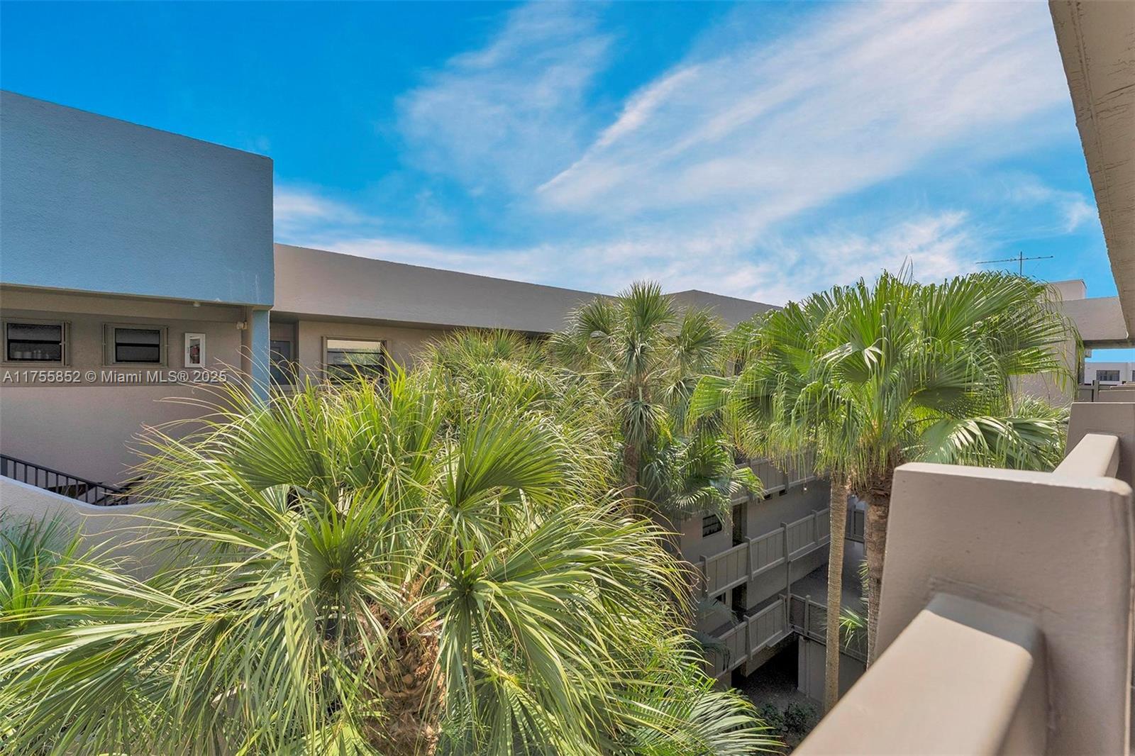 1000 Colony Point Cir #507, Pembroke Pines, Florida image 24