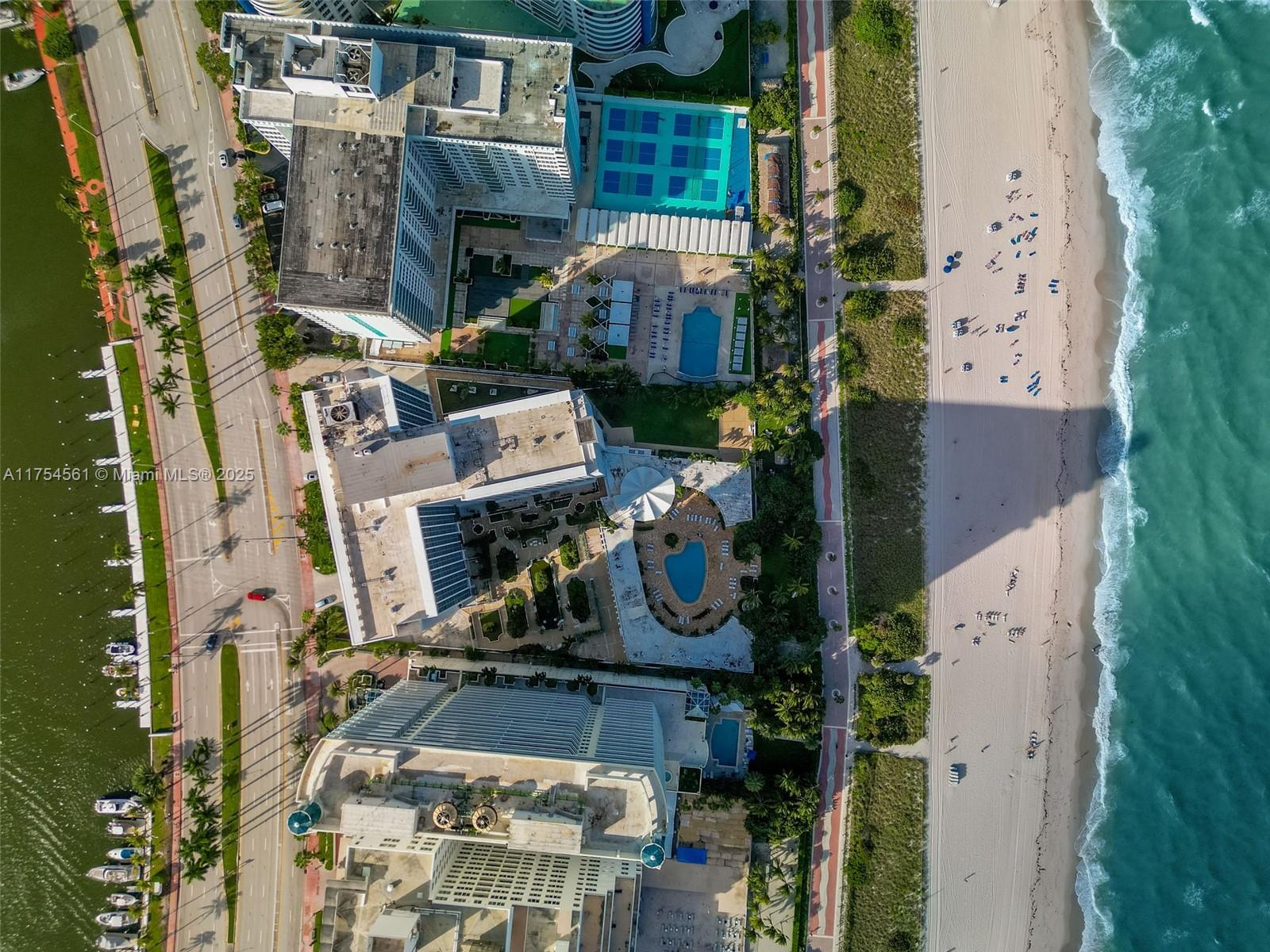 Residential, Miami Beach, Florida image 11