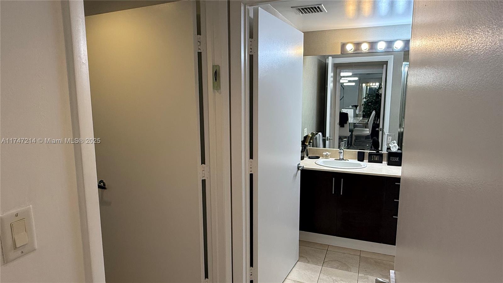 17375 Collins Ave #1006, Sunny Isles Beach, Florida image 24