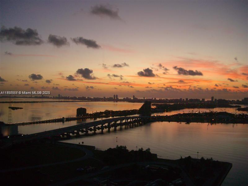 888 Biscayne Blvd #3508, Miami FL 33132