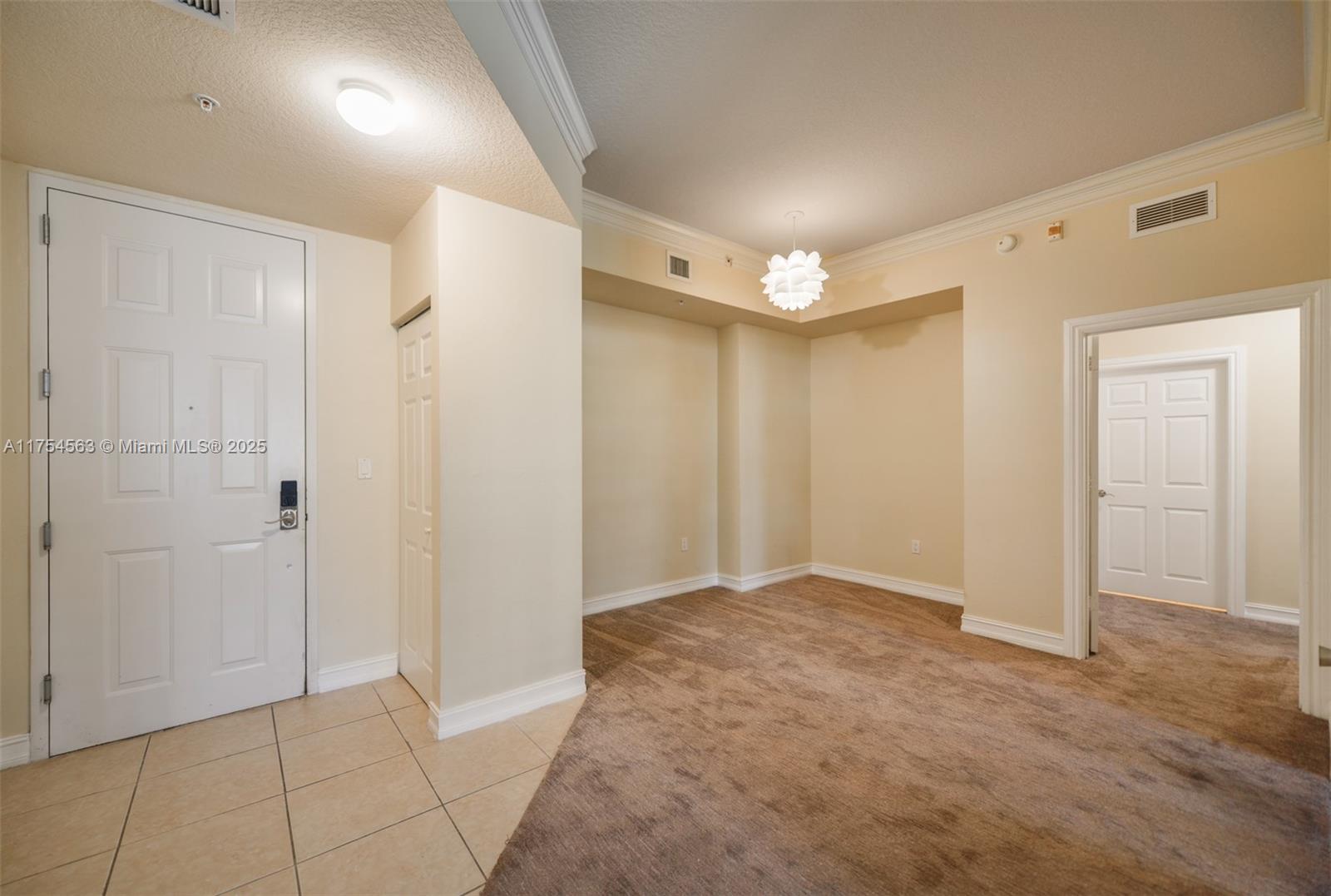 3001 NE 185th St #209, Aventura FL 33180