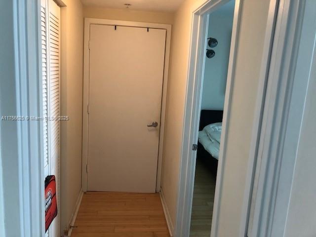 325 S Biscayne Blvd #3117, Miami FL 33131