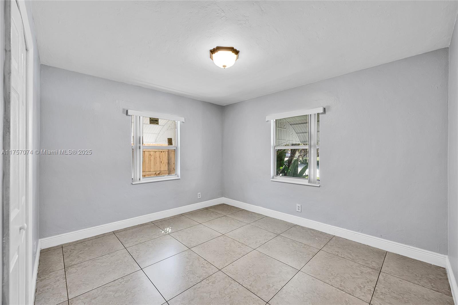 5248 N Andrews Ave, Oakland Park, Florida image 28