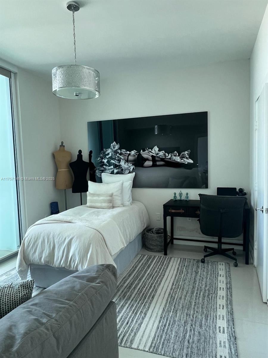 900 Biscayne Blvd #4108, Miami FL 33132