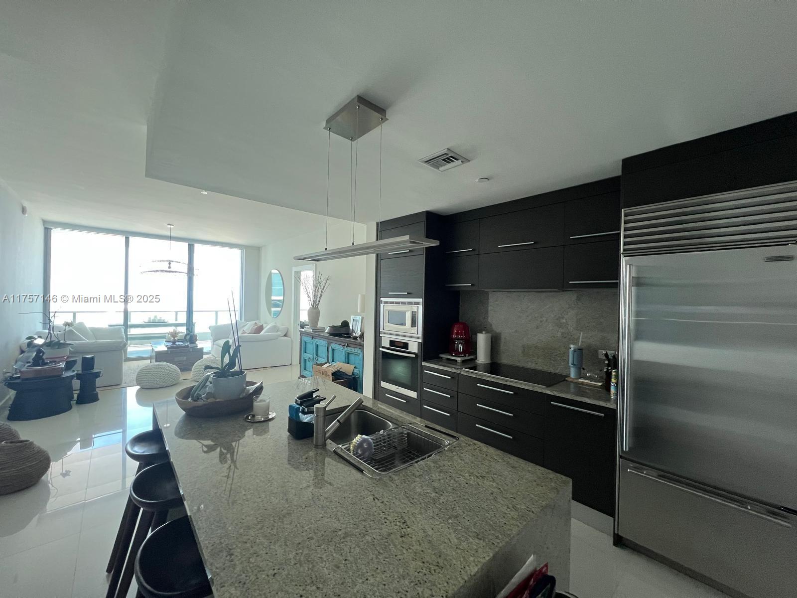 900 Biscayne Blvd #4108, Miami FL 33132