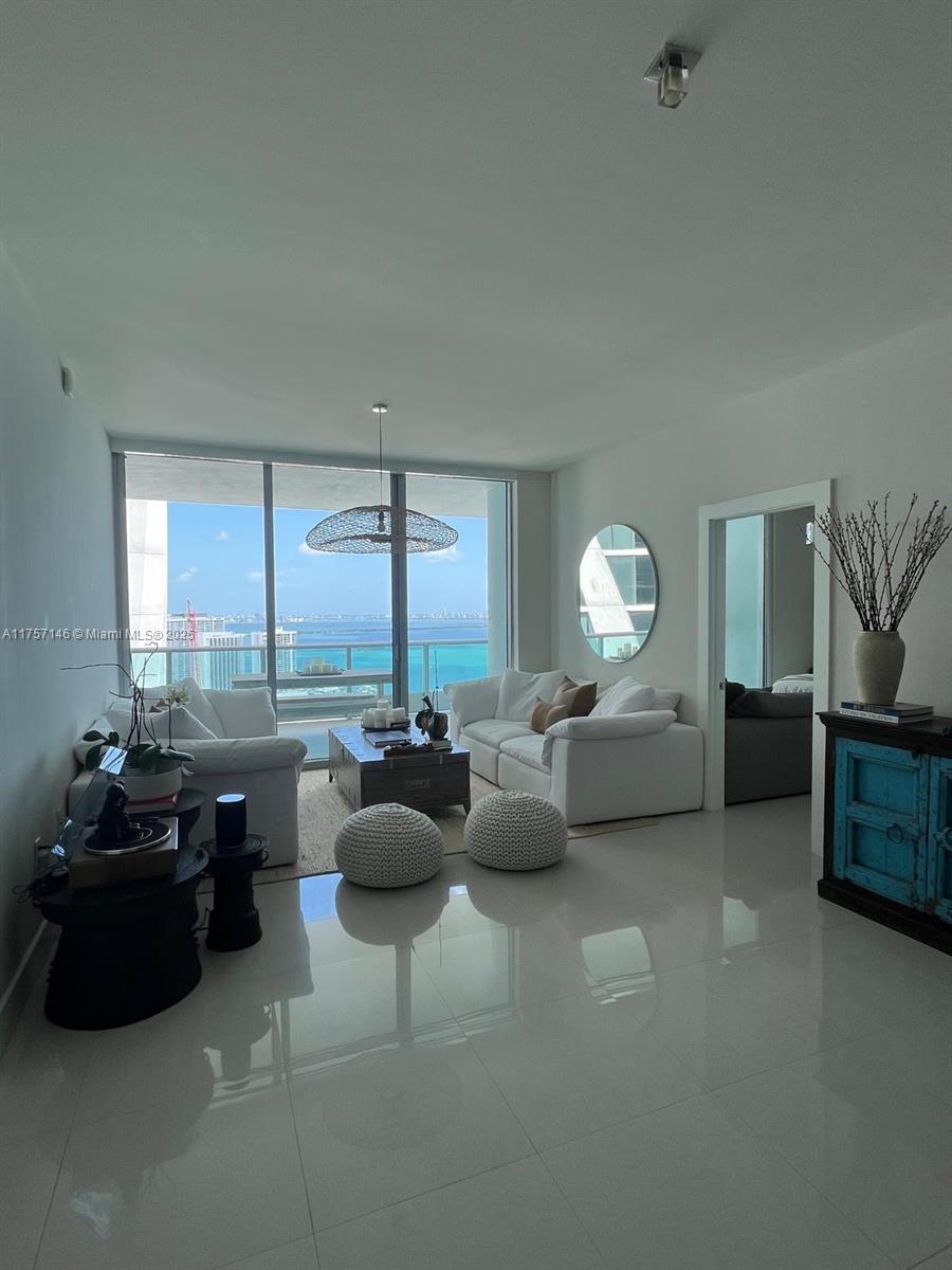 900 Biscayne Blvd #4108, Miami FL 33132