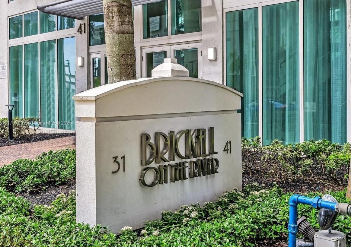Apartamento à Venda em Miami, FL