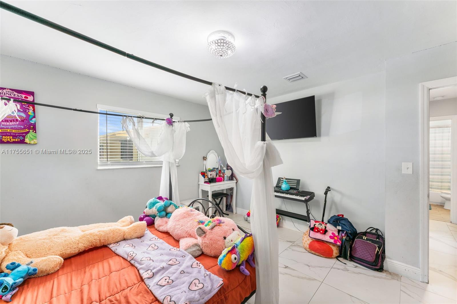 2751 NW 26th Ave, Oakland Park, Florida image 13