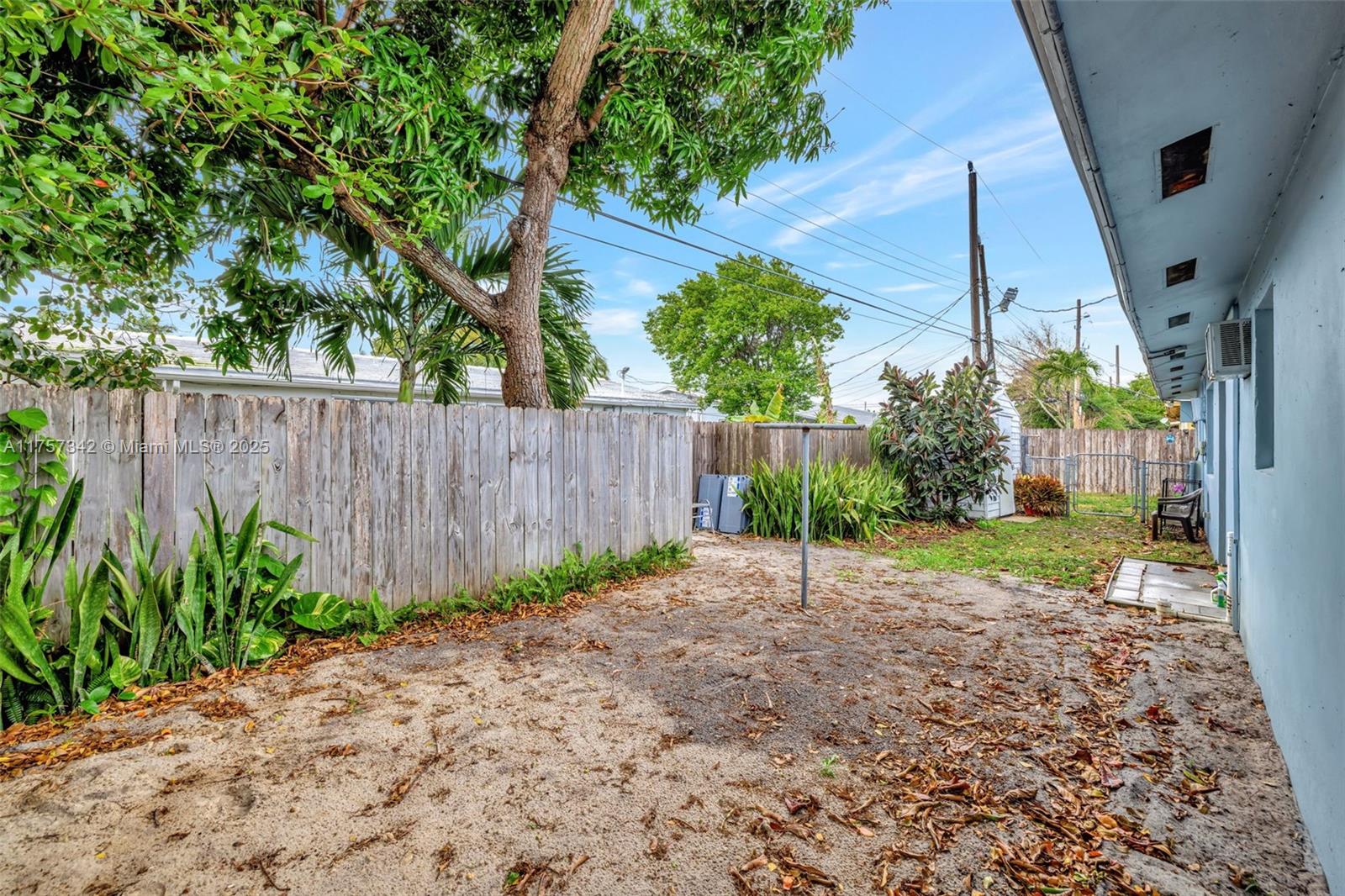 5861 NE 18th Ave, Fort Lauderdale, Florida image 35