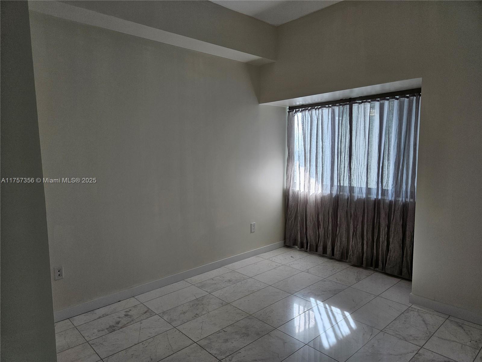 480 NE 31st St #2706, Miami FL 33137