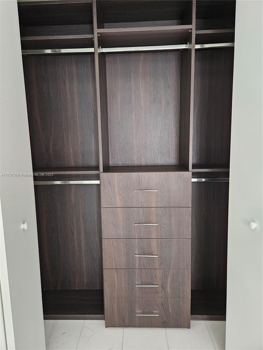 480 NE 31st St #2706, Miami FL 33137