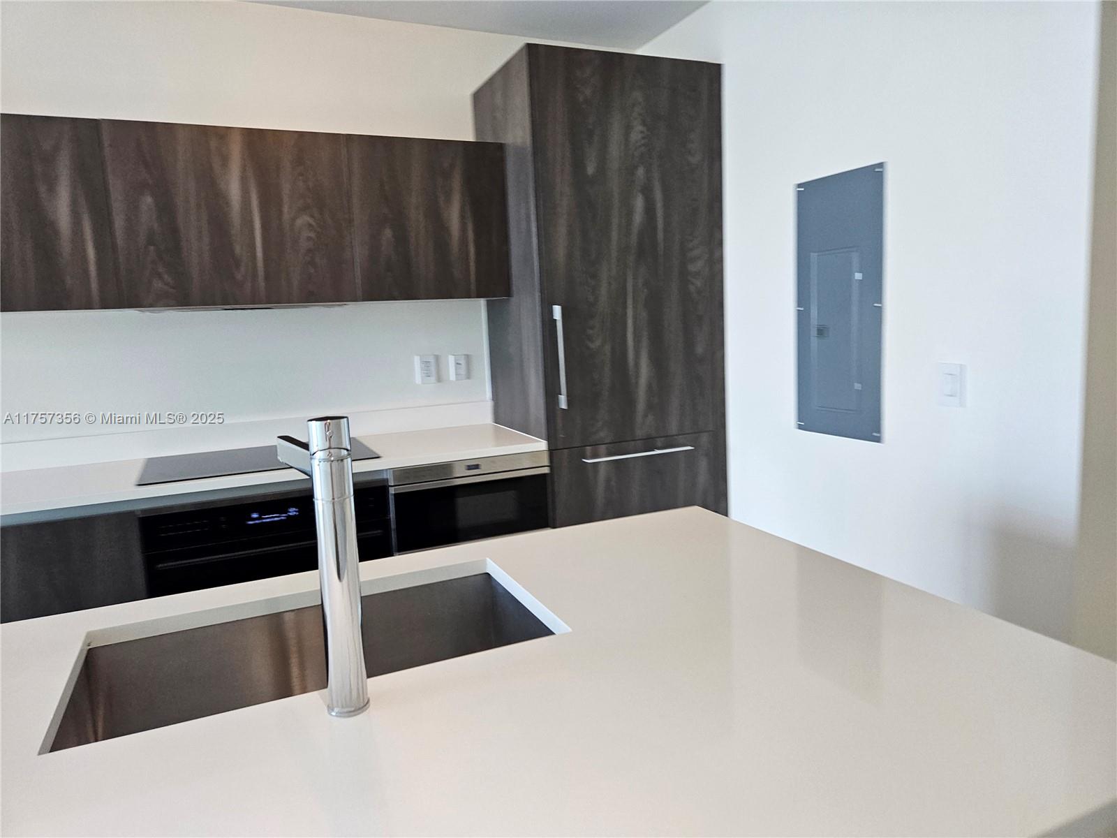 480 NE 31st St #2706, Miami FL 33137
