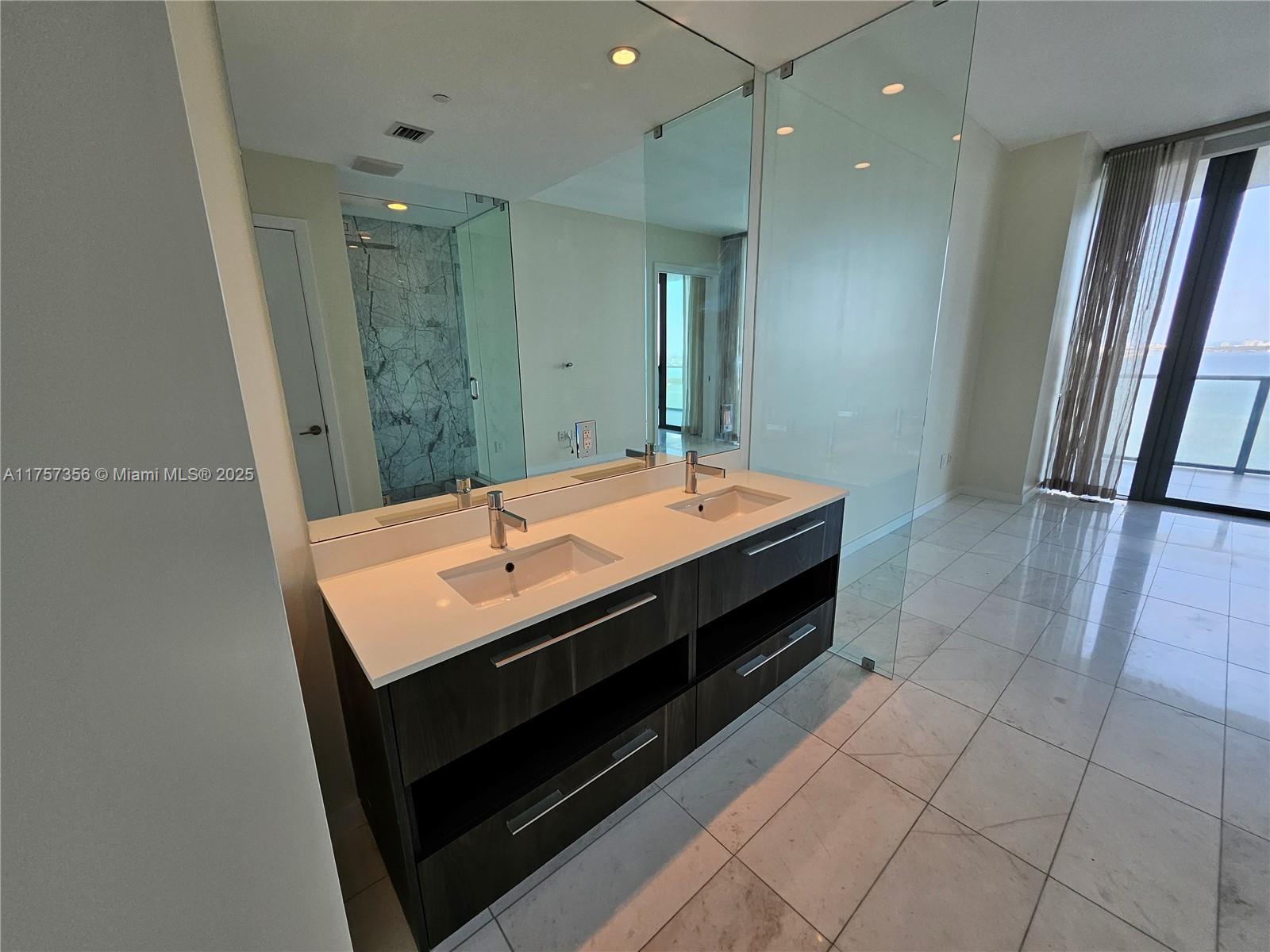 480 NE 31st St #2706, Miami FL 33137