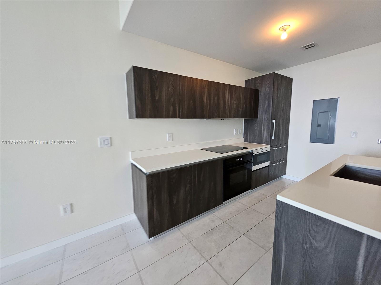 480 NE 31st St #2706, Miami FL 33137