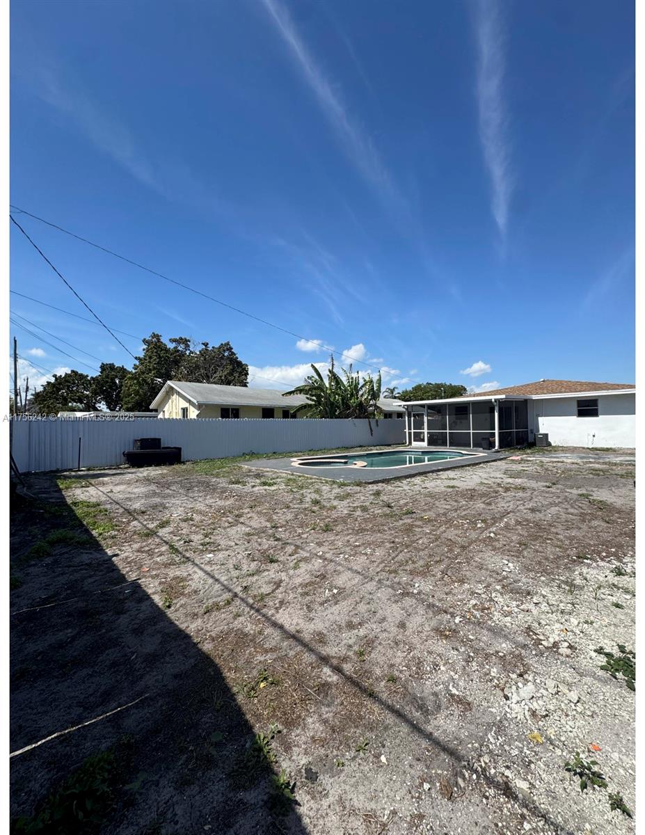 2318 Scott St, Hollywood, Florida image 17