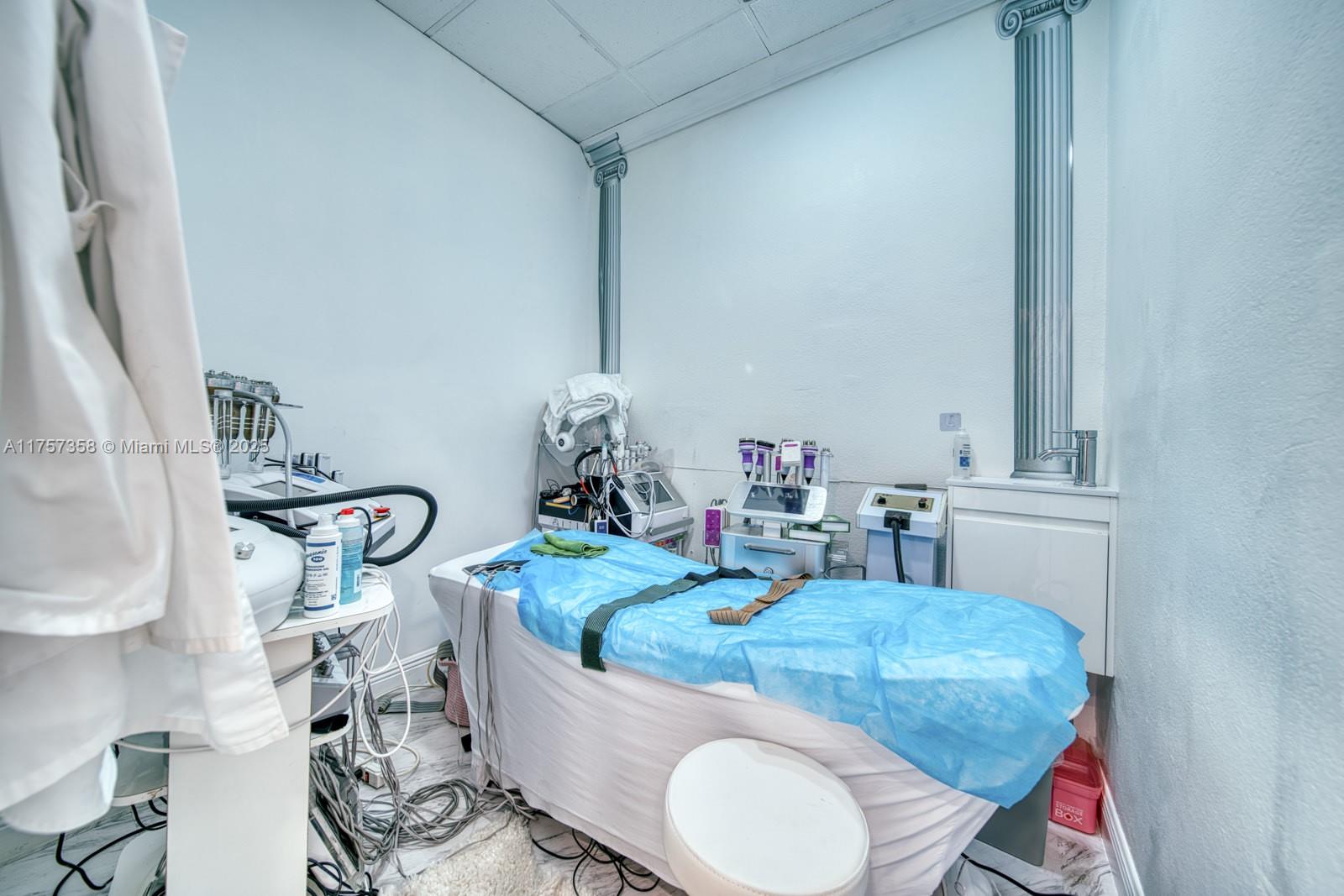Beauty Salon For Sale 0N Sunset Blvd