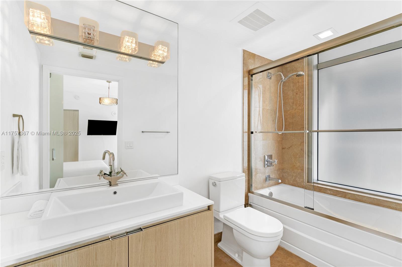 3737 Collins Ave #S-703, Miami Beach FL 33140