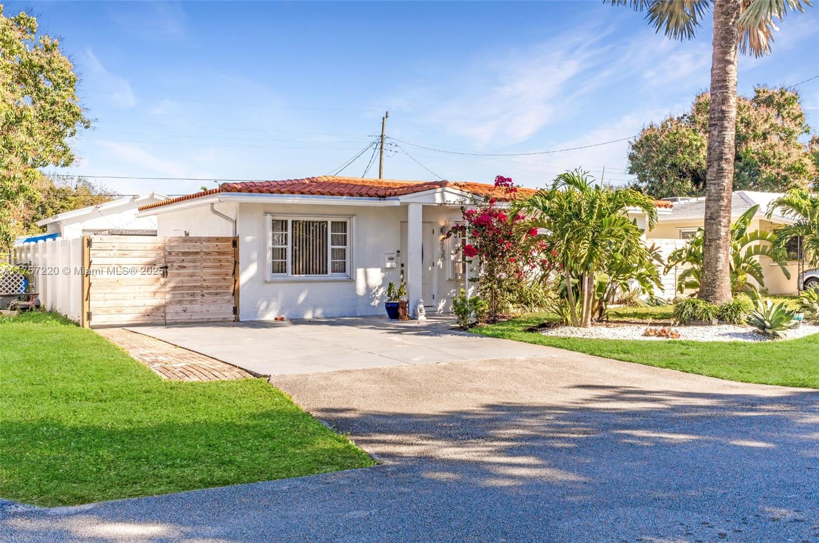 4730 NE 3rd Ave, Oakland Park, Florida image 1