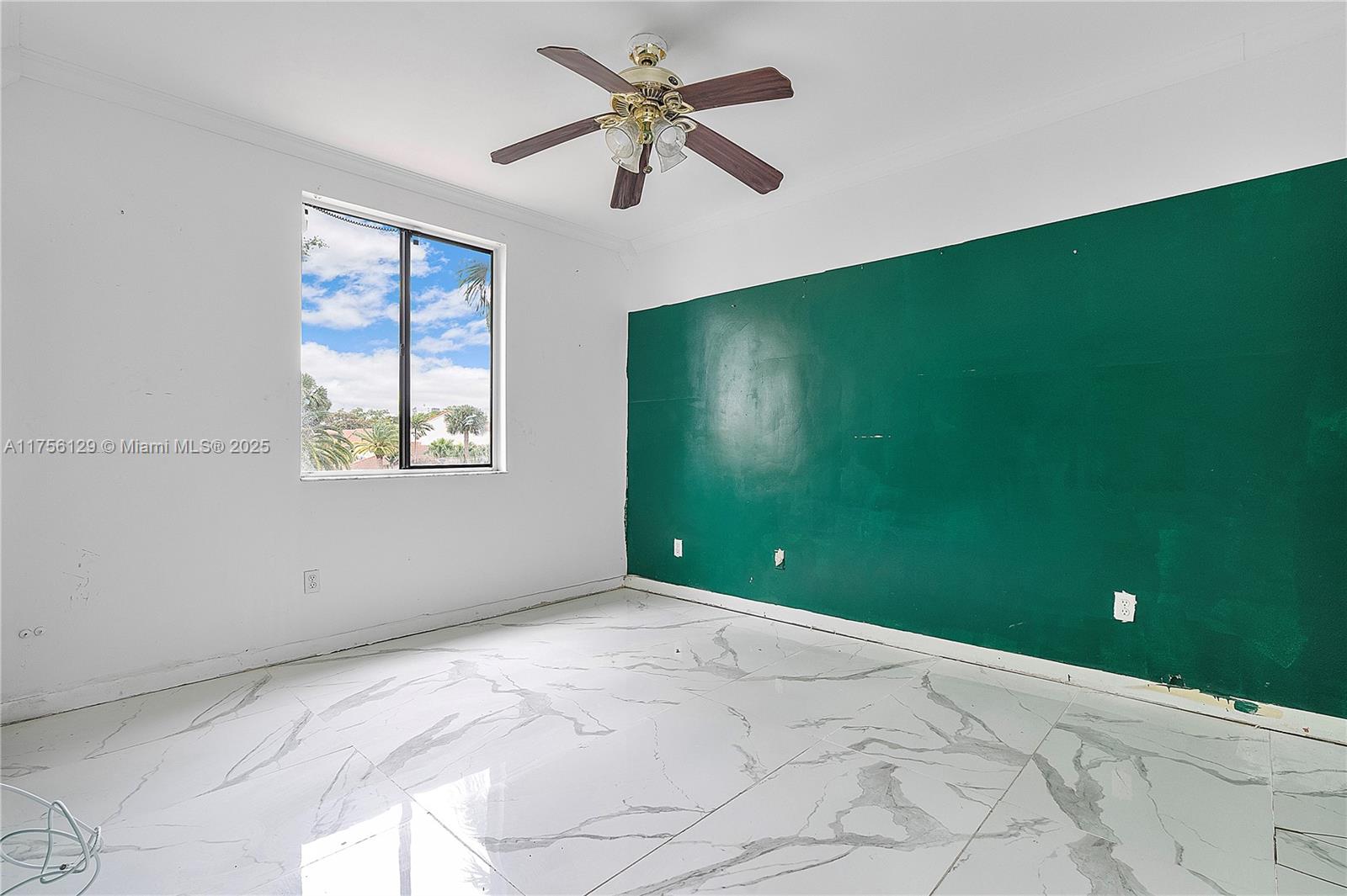 21375 Marina Cove Cir #14-A, Aventura, Florida image 24