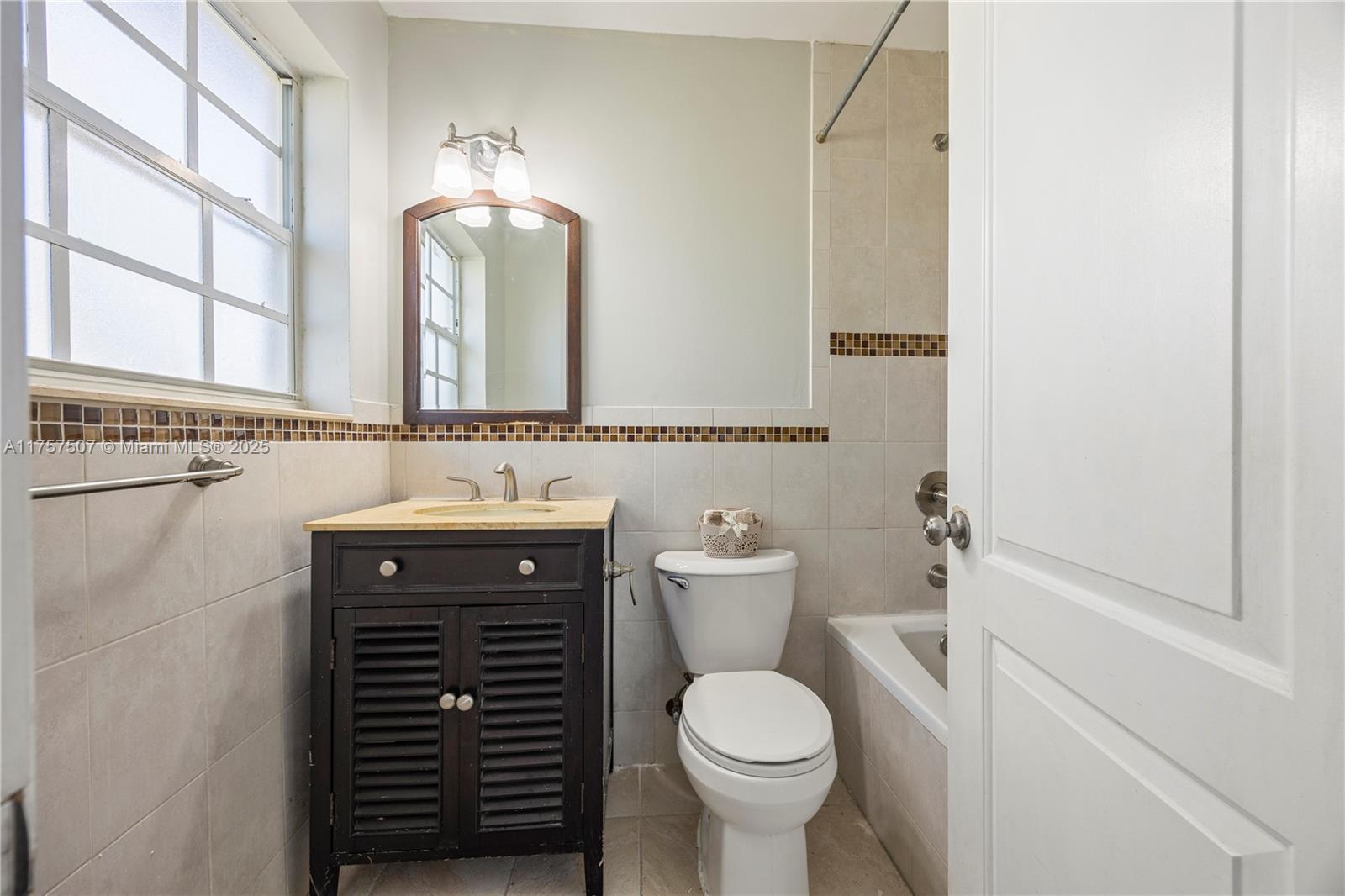 4200 NW 2nd St, Plantation, Florida image 13