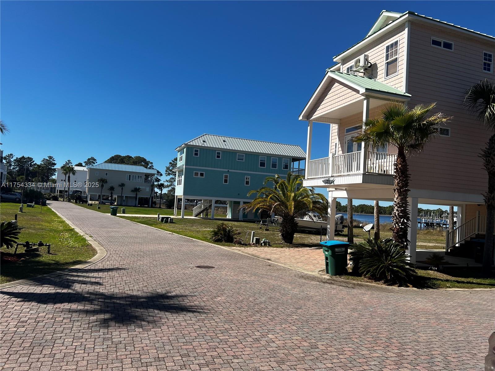 105 Anglers Harbor Ct, Carrabelle, Florida image 5