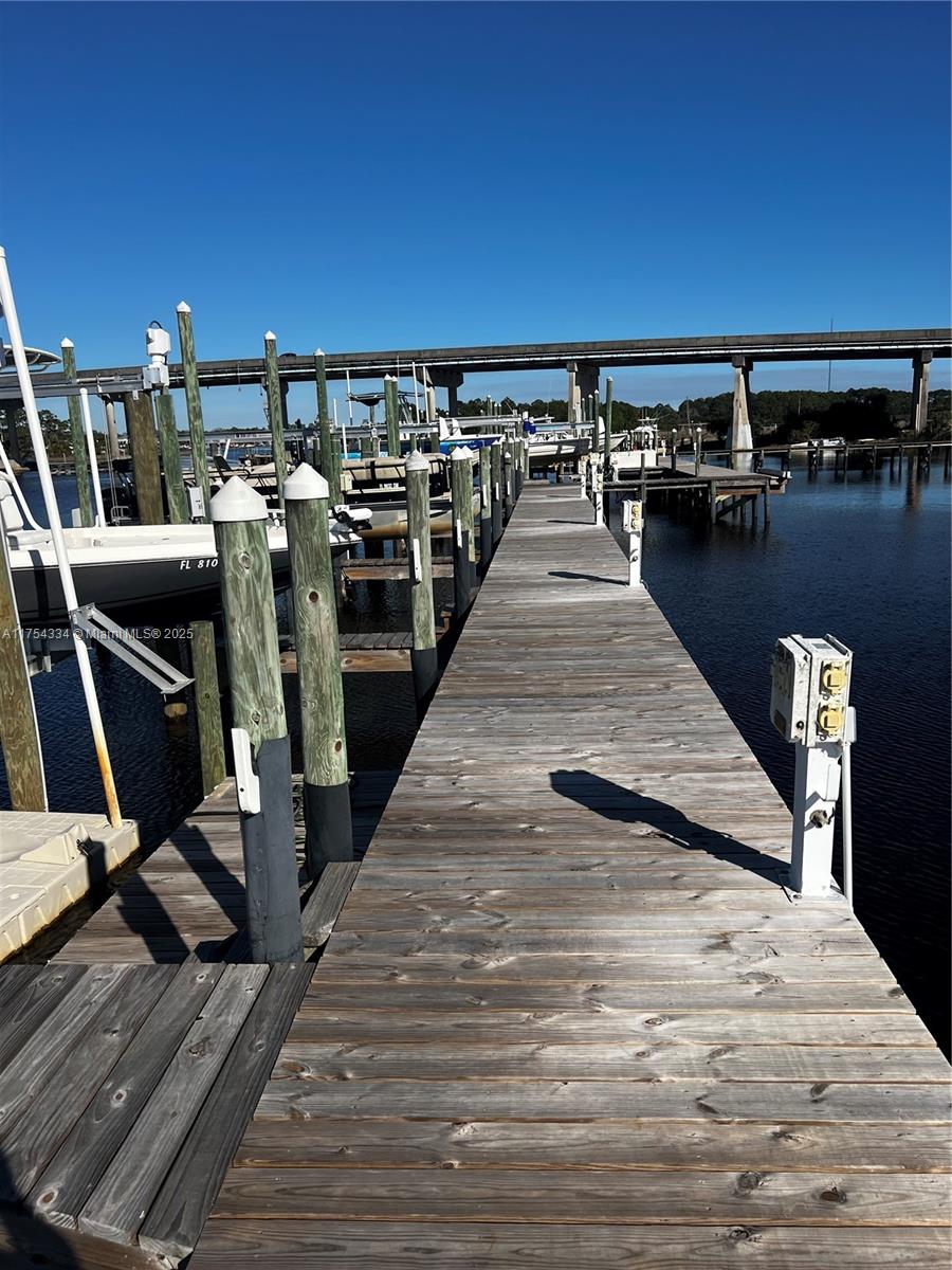 105 Anglers Harbor Ct, Carrabelle, Florida image 9