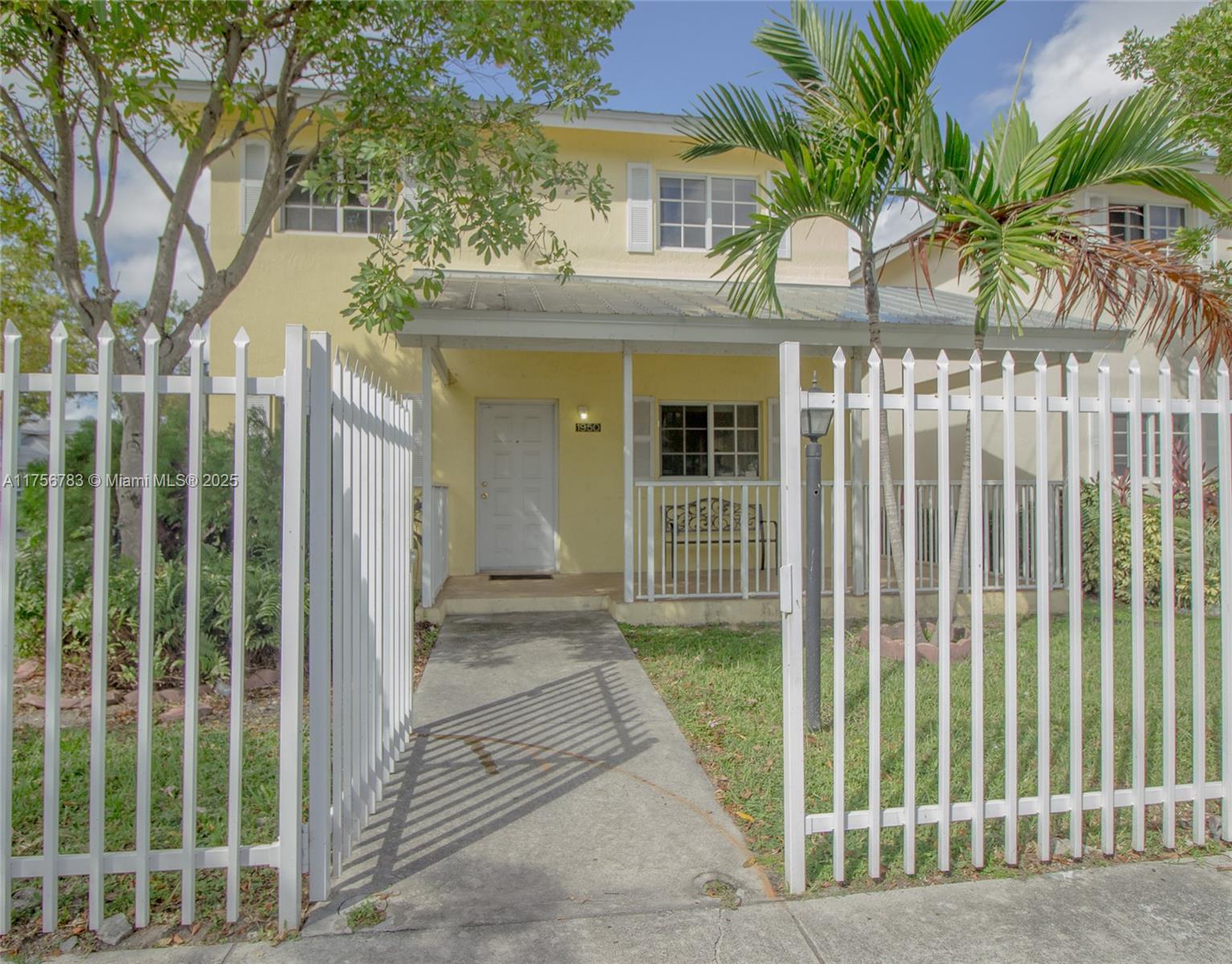 Listing Photo 1