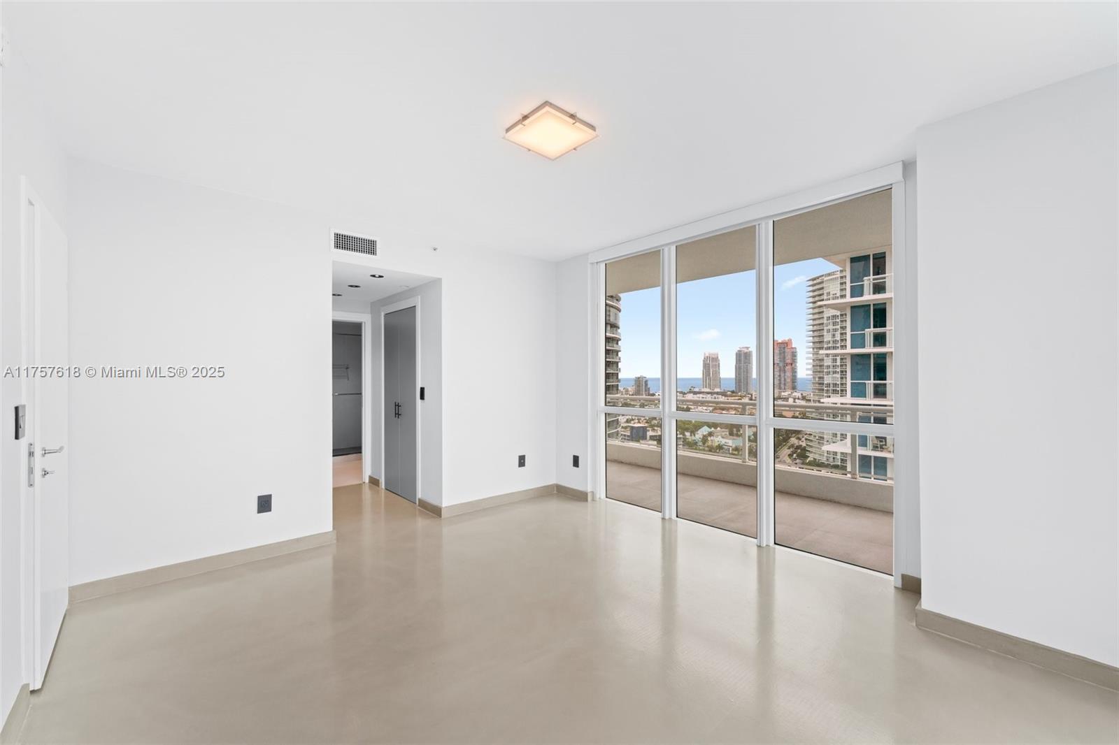 540 West Ave #2211, Miami Beach FL 33139