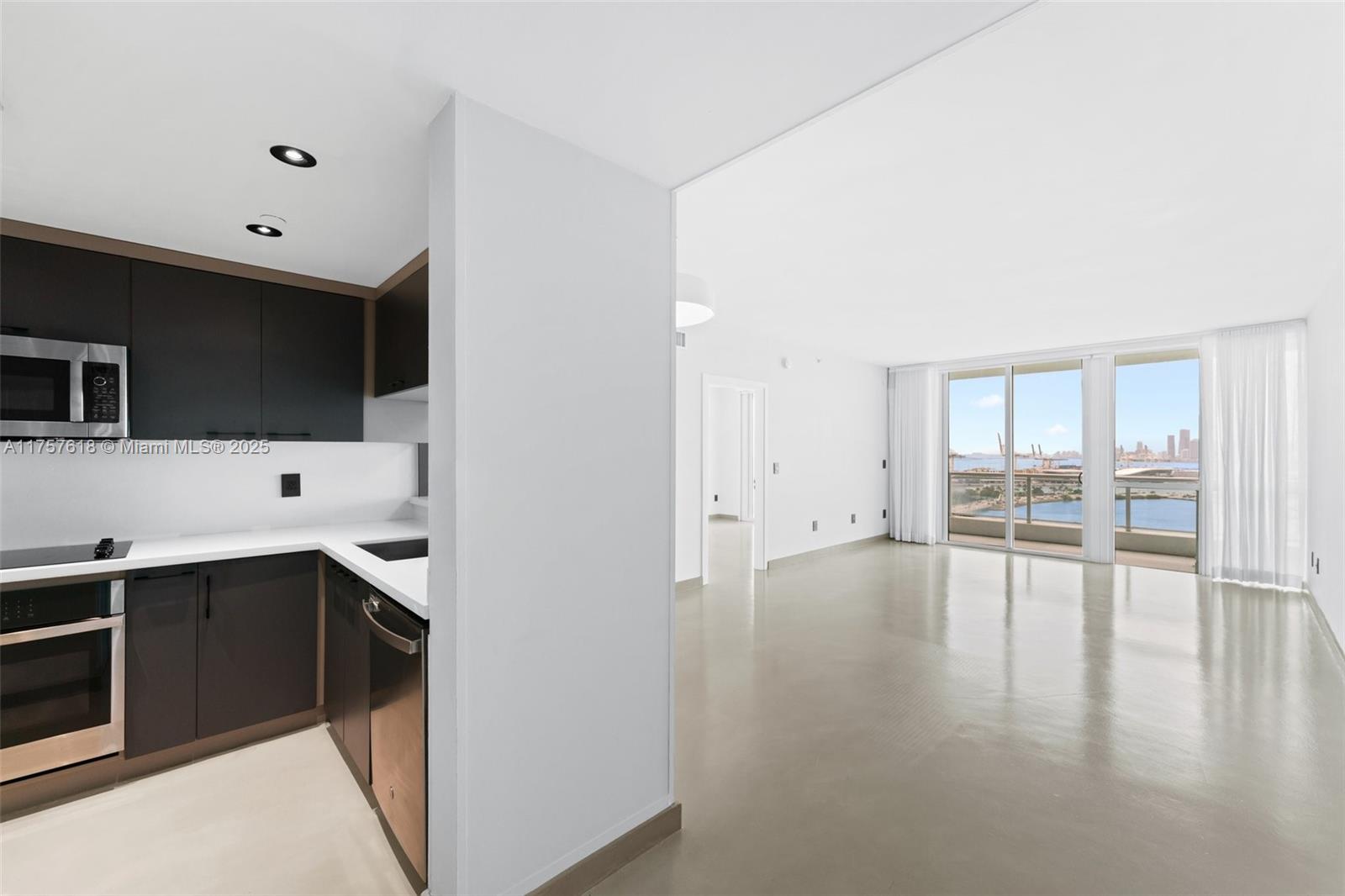 540 West Ave #2211, Miami Beach FL 33139