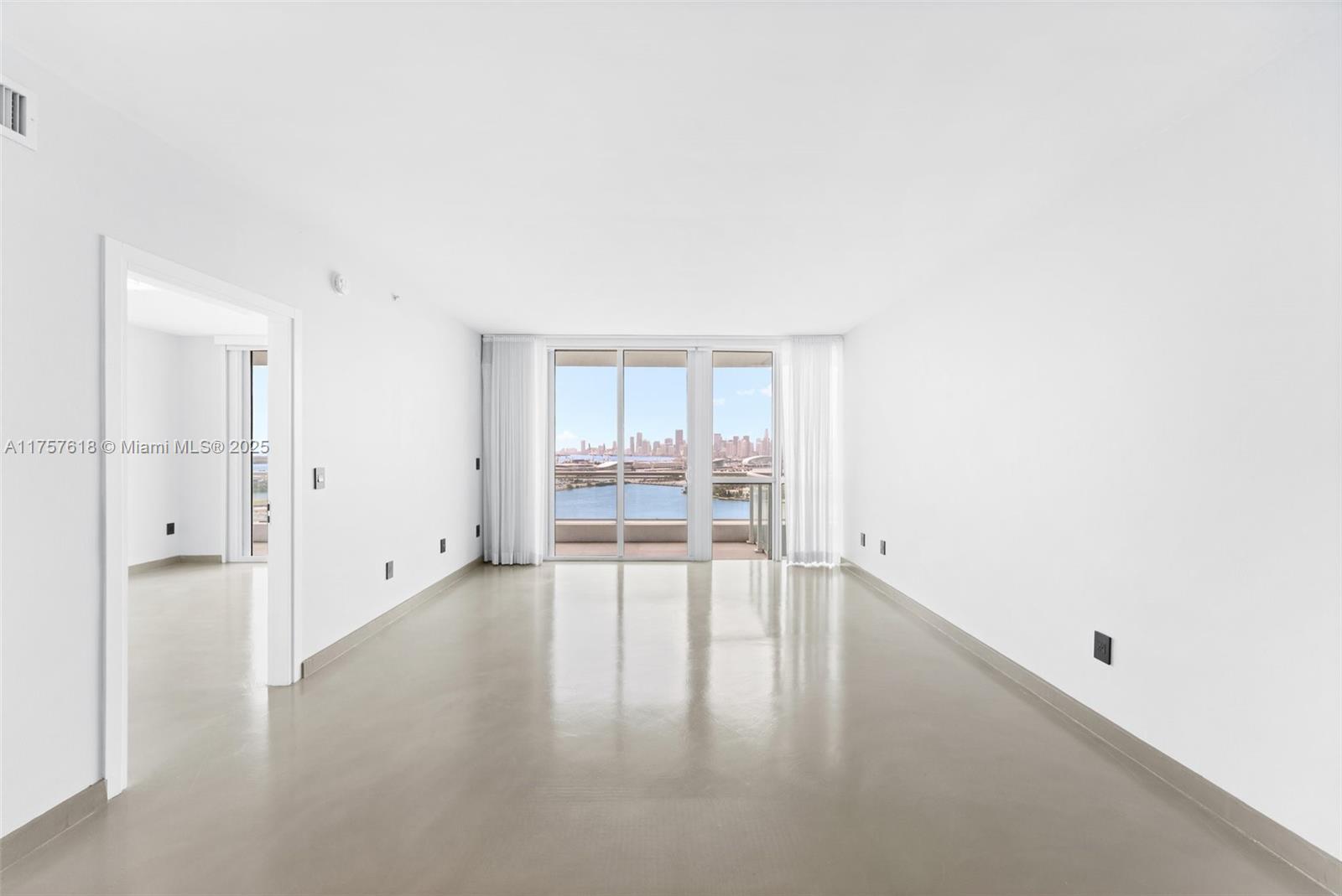 540 West Ave #2211, Miami Beach FL 33139