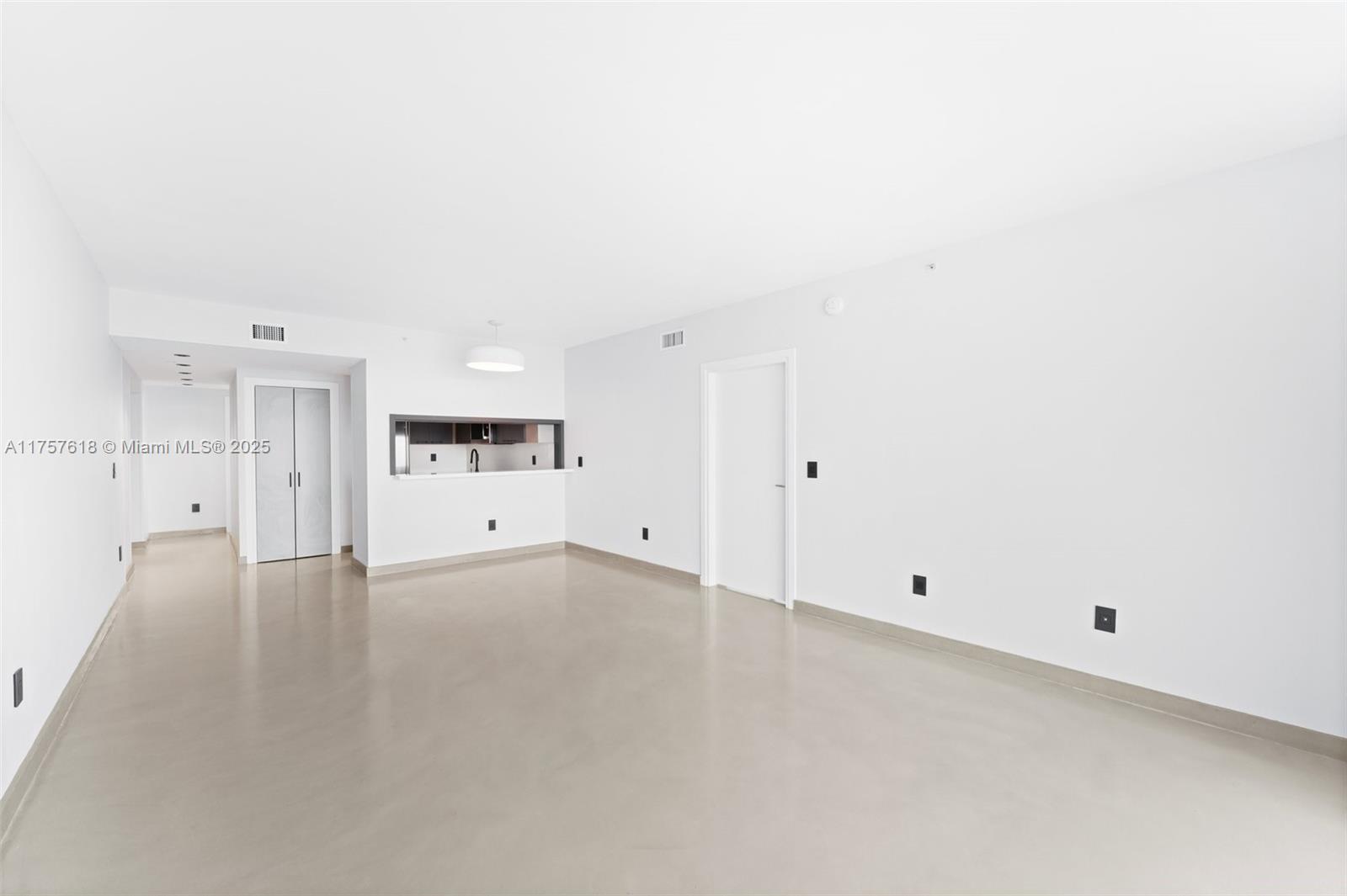 540 West Ave #2211, Miami Beach FL 33139