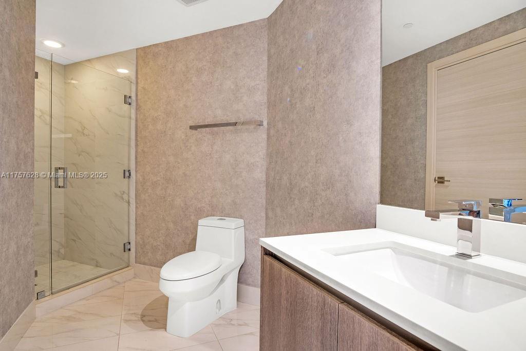 801 S Miami Ave #1805, Miami FL 33130