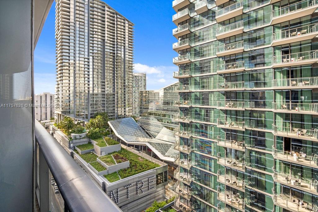801 S Miami Ave #1805, Miami FL 33130