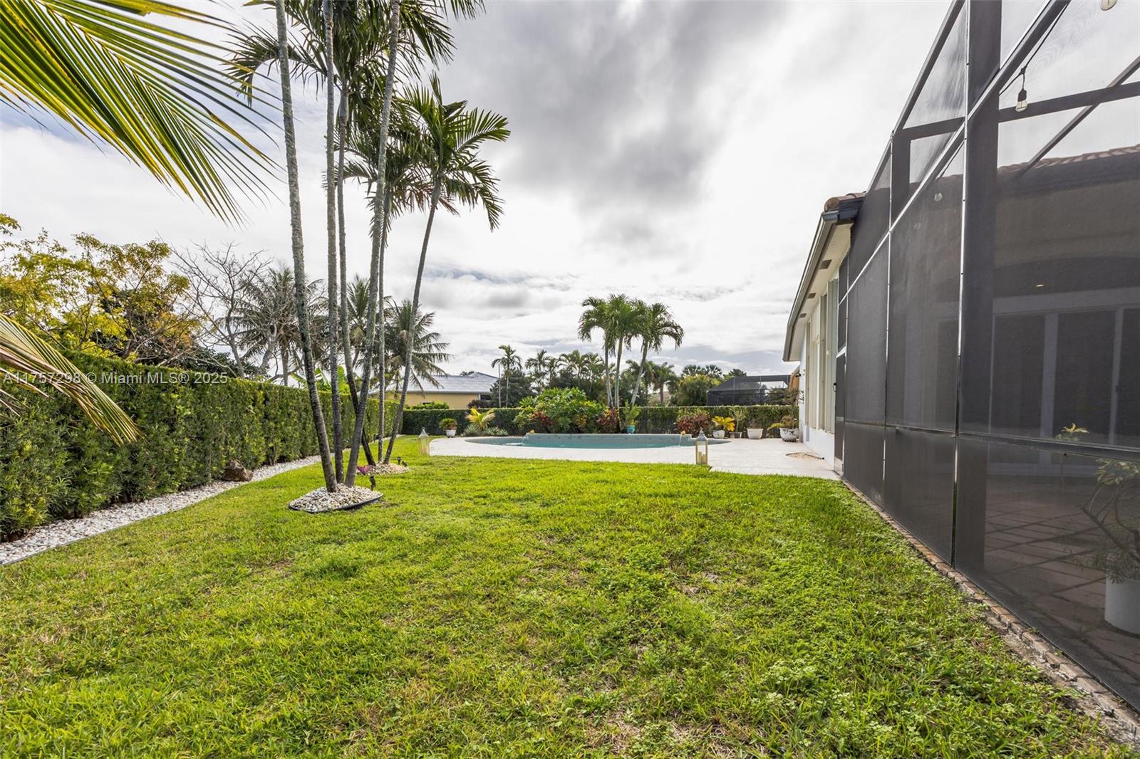 2974 W Fontana Ct, Royal Palm Beach, Florida image 30