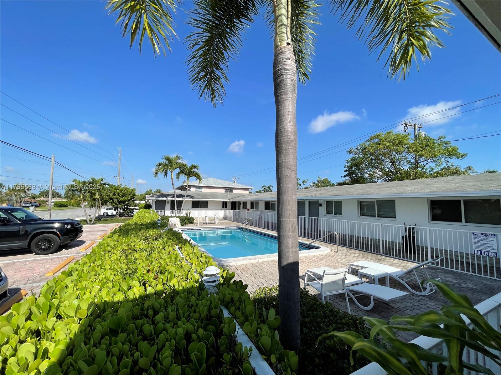 231 SW 15th St, Pompano Beach, Florida image 1