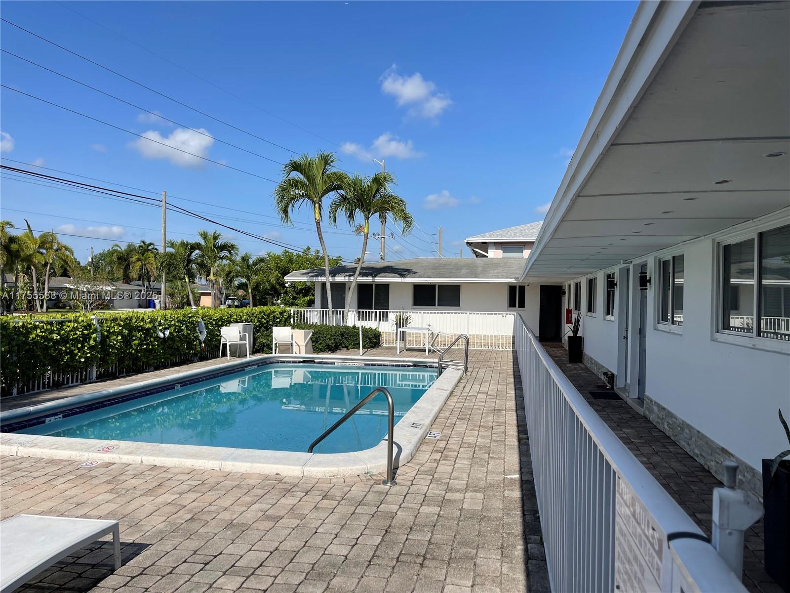 231 SW 15th St, Pompano Beach, Florida image 2