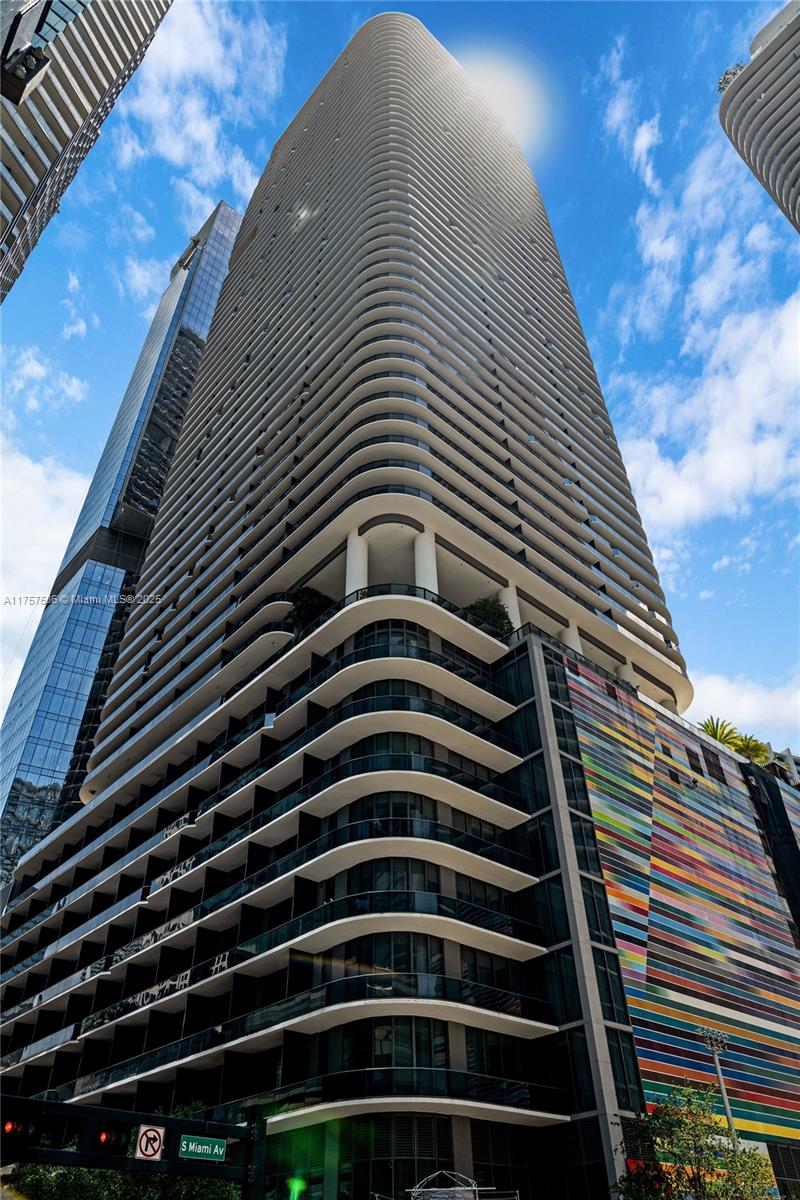 801 S Miami Ave #2508, Miami FL 33130
