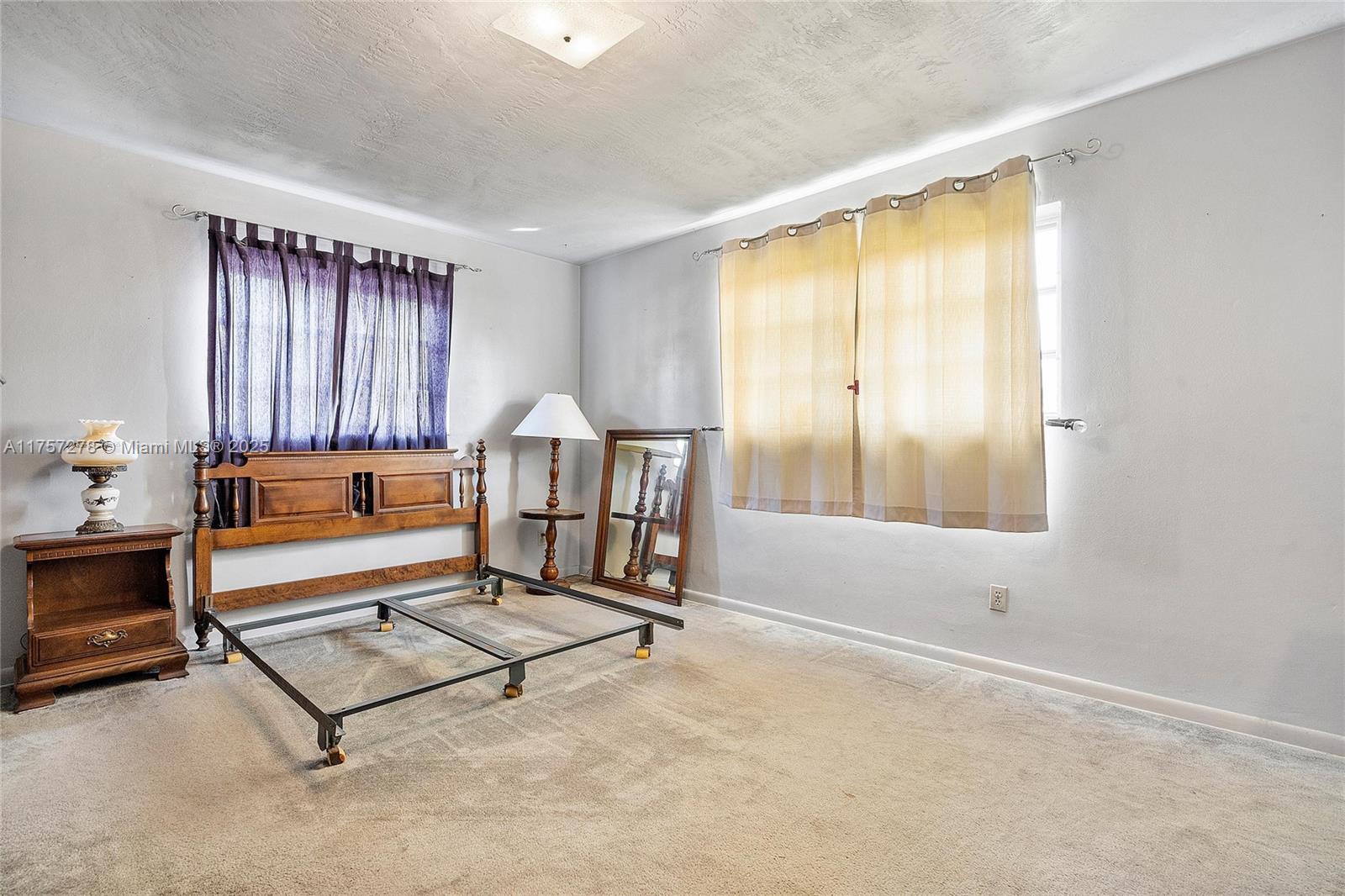 Listing Photo 10