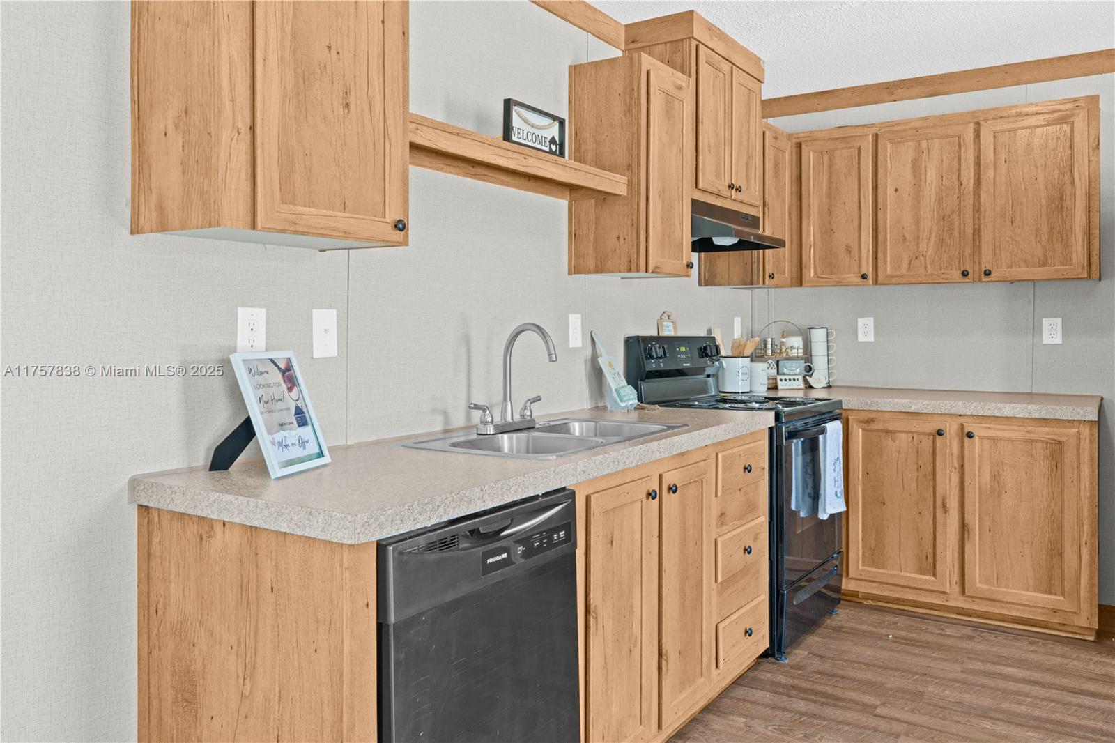 8414 Sweden Blvd, Port Charlotte, Florida image 16
