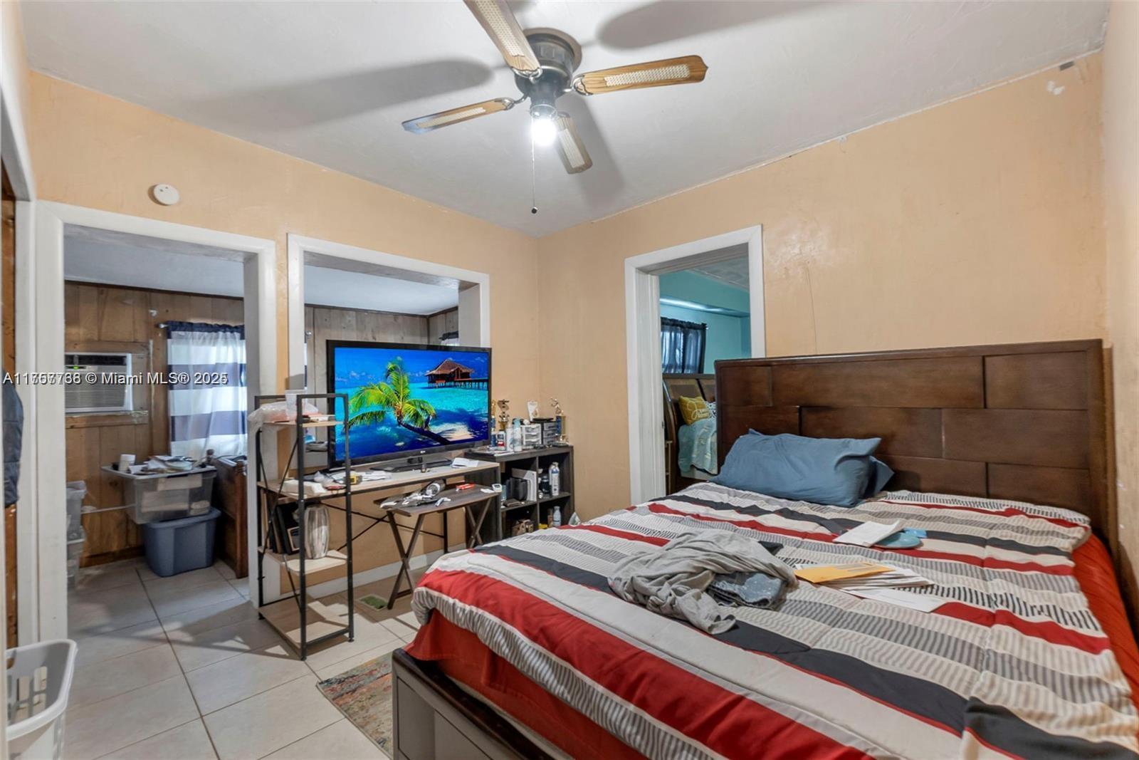 528 NW 10th St, Florida City, Florida image 7