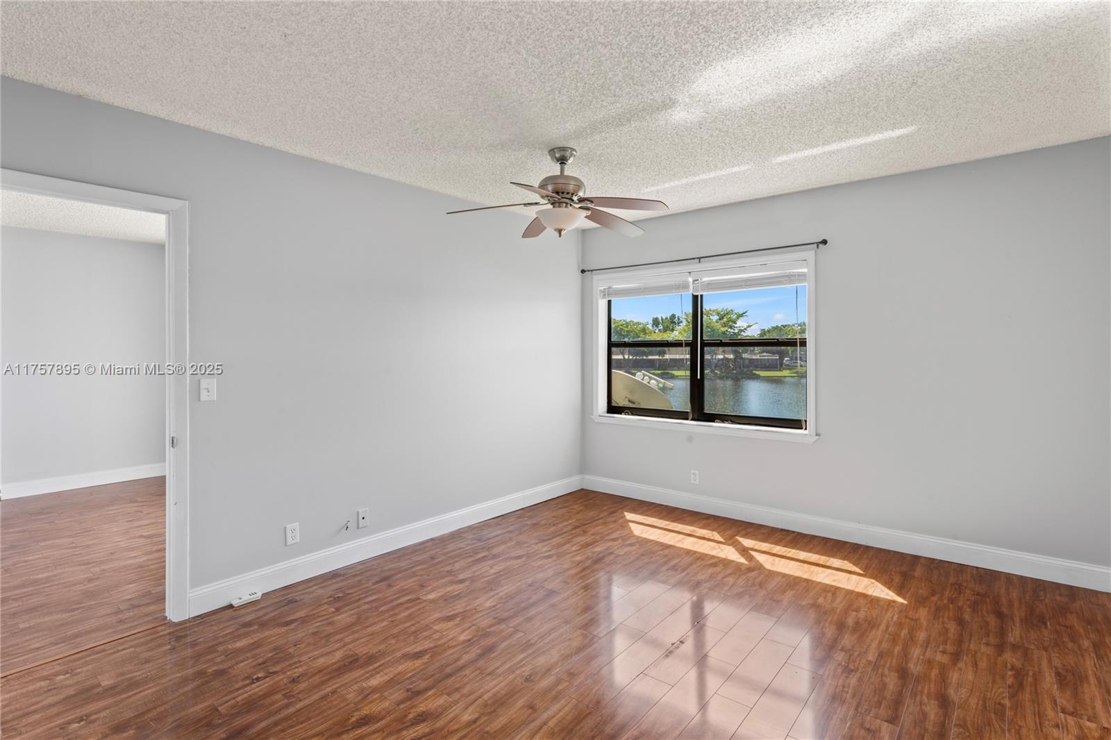 11344 Taft St #11344, Pembroke Pines, Florida image 19