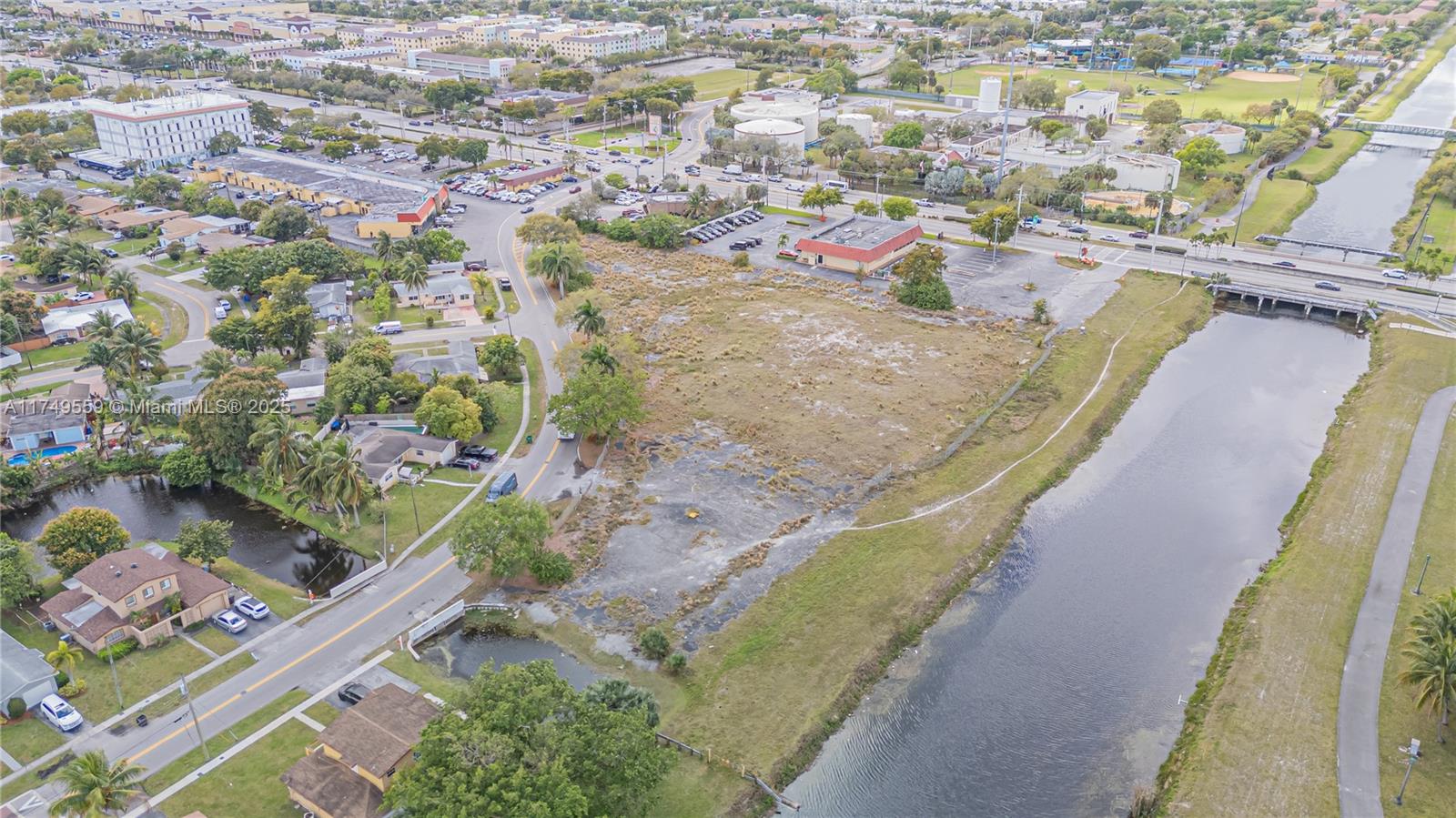 3900 NW 37th St, Lauderdale Lakes, Florida image 15