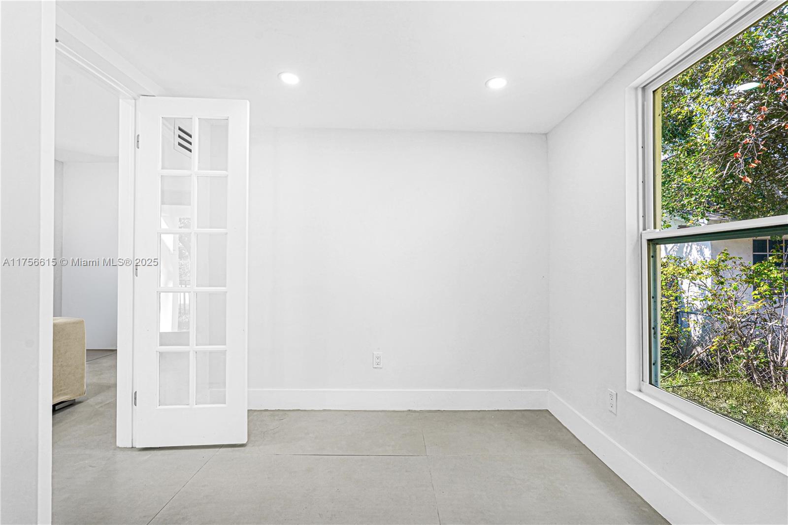Listing Photo 31
