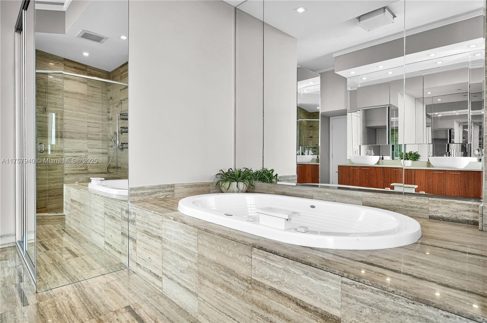 15811 Collins Ave #3601, Sunny Isles Beach FL 33160