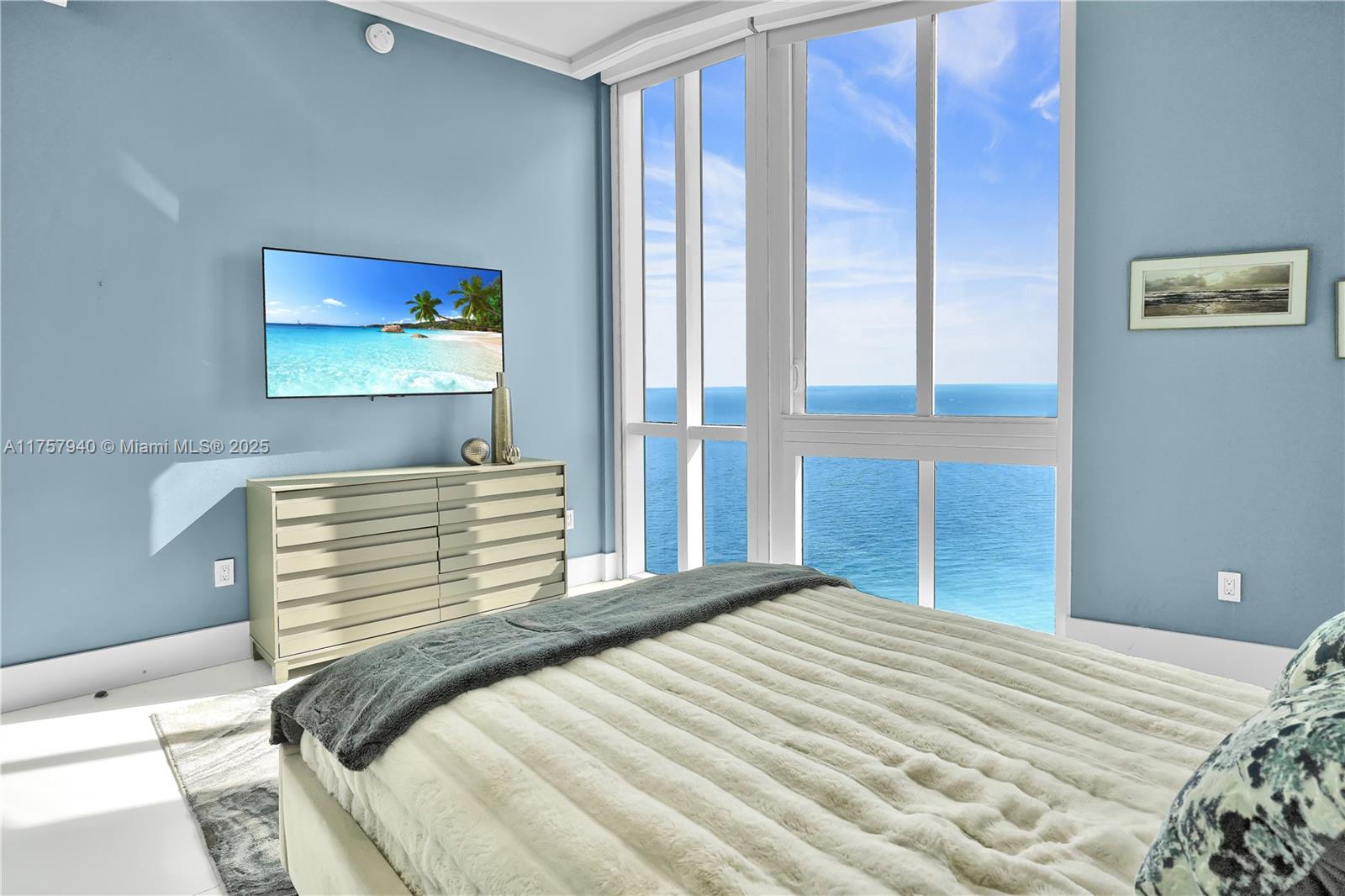 15811 Collins Ave #3601, Sunny Isles Beach FL 33160