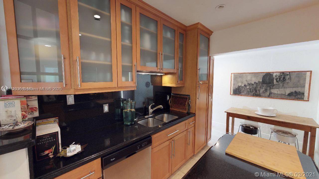 310 Glenridge Rd, Key Biscayne, Florida image 6